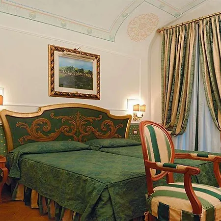 Giulio Cesare 4* Řím