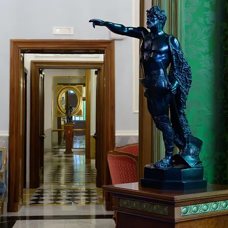 Hotell Giulio Cesare 4*