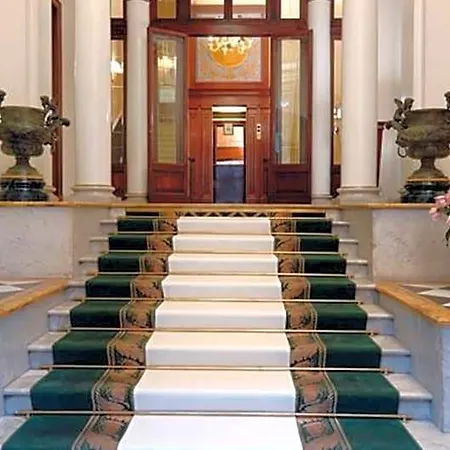 Giulio Cesare Hotel