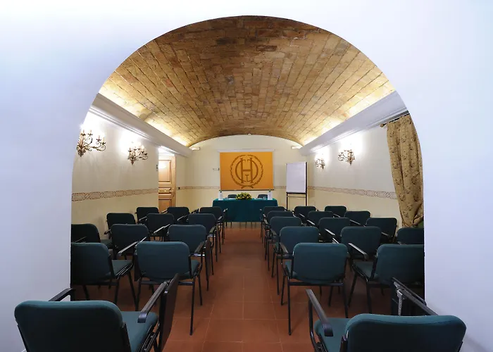 Ξενοδοχείο Giulio Cesare 4*